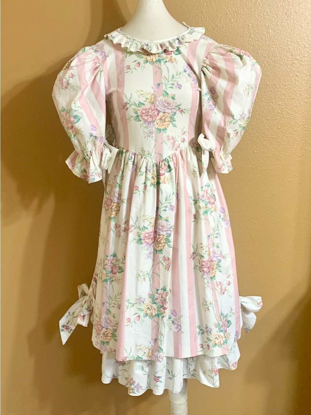 Vintage Girls Floral Victorian Party Dress By Storybook Heirlooms 80s 80s Size 8